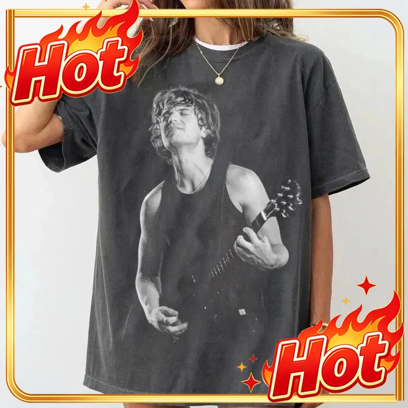 Custom Top DJO Joe Keery Poste - đánh giá và giá Poster Men Fashion